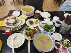 -桥香园云南过桥米线(金马碧鸡店)