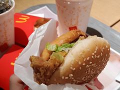 -麦当劳(中山公园龙之梦店)