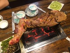 烤羊腿-柿子树炭烤羊腿(金台路店)