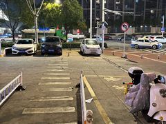 -麦当劳(得来速车道点餐 五里墩店)