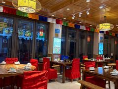 -乡土特色.冷锅鱼.牦牛肉汤锅