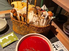 -三出山火锅(南京万象天地店)