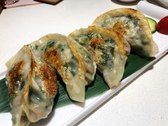 生煎韭菜饺-粤点越有·茶点·粤菜(樵岭国际店)
