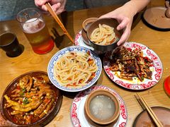 糯叽叽香辣鸡爪-乐乐大排档·30年老字号(浙江路店)