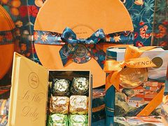 -VENCHI 闻绮(上海佛罗伦萨小镇店)