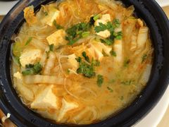 -闫家驴肉老店(华电一校店)