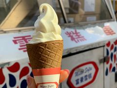 香草软雪糕-富豪雪糕车流动点(尖沙咀店)