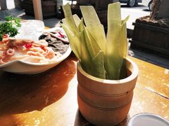 -白乐天毛肚火锅馆(解放碑店)