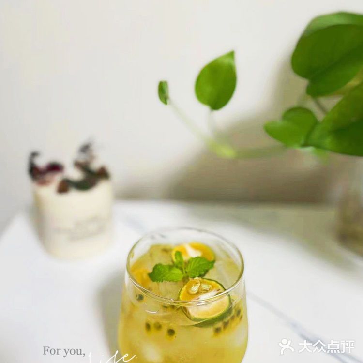 一学就会的百香果苏打水来啦