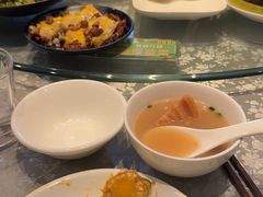 -莲餐厅·湖北菜·潜江小龙虾店(愚园路店)
