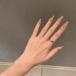-妙睫屋日式美甲美睫