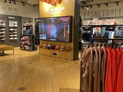 -NIKE品牌体验店(北京蓝色港湾店)