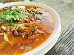 仔姜牛蛙-悦哉·派对·草坪婚礼·围炉煮茶(三圣乡店)