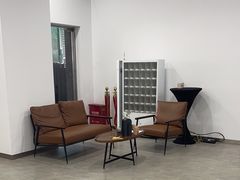 -上海宝信宝马4S店