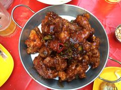 -BHC炸鸡(明洞总店)