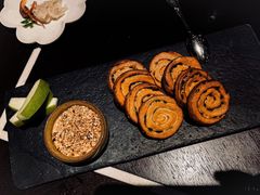 鸭肝酱伴葱油饼-杭州西子湖四季酒店·金沙厅