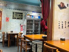 -老天桥酱肉烧饼夹肘子(天桥店)
