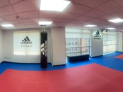 -adidas壹跆运动馆(世纪经贸大厦店)