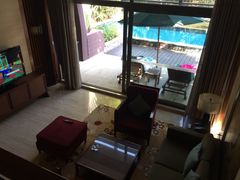 -三亚湾海居铂尔曼度假酒店