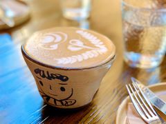 拿铁（大）-Brut Eatery Wine Bar & Restaurant (建国东路店)