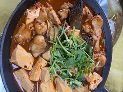 -万佛湖许老大铁锅鱼(黑金冠店)