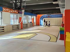 -悦动体能篮球羽毛球网球(三里河店)