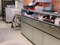 -必胜客(上海华谊新所店)
