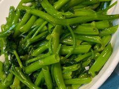 -昱龙大盆牛蛙馆(三兴街总店)
