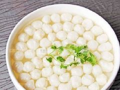 特色漂汤鱼丸-微山湖湖畔好客居鱼馆渔家菜(微山湖风景区店)