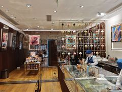 -VENCHI 闻绮(上海佛罗伦萨小镇店)