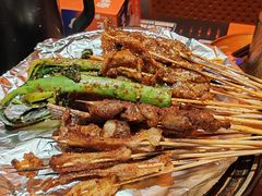 -何师烧烤·香辣蟹·川菜·30年老品牌(太古里旗舰店)