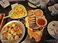 -大头虾越式风味餐厅(光明广场店)