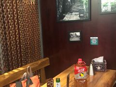 -万记麻辣烫国展总店