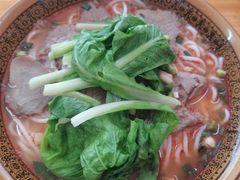 -肇兴特色牛肉粉