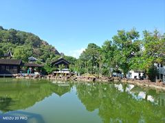 -灵岩山风景区