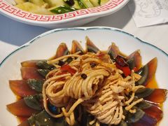 -石牌岭小亮蒸虾•湖北老字号(左岭店)