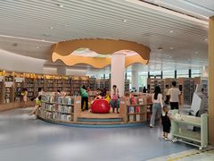 -广州市白云区图书馆