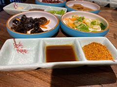 -明洞阿姨·韩式酱蟹烤肉·创意料理(三元桥店)