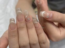 -爱纶美·美甲美睫半永久