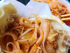 烧饼加凉皮-香探花·擀面皮肉夹馍(北苑店)