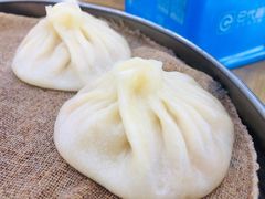 传统灌汤猪肉虾仁小小笼包-地安门包子铺(地安门店)
