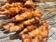 烤小羊肉串-小山羊功夫串·泰安烧烤·海鲜小炒老地摊店