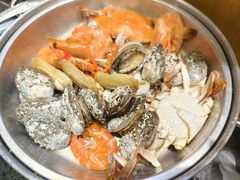 -川骄海鲜自助(王府井奥莱UP TOWN店原世界之花店)