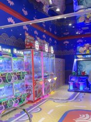 -Qmiss家庭娱乐中心(恒隆广场店)