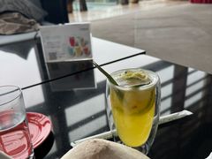 -亚龙湾喜来登·美景台大堂吧