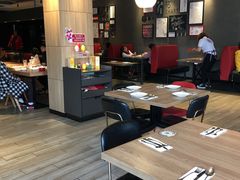 大堂-必胜客(新中纬店)