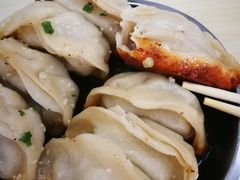 -黄阿姨锅贴大王(万航渡路店)