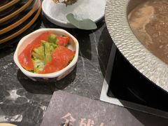 -牛YO寿喜烧·铁板烧和牛火锅自助(市府恒隆店)