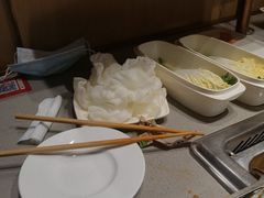 -海底捞火锅(金山百联店)