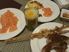 -南湖名都·景湖轩全日制餐厅·海鲜自助·东南亚风味·临湖而食